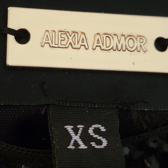 Alexia Admor XS Deep Red This is a beautiful alexia addmor Cocktail Dress Beaded - Picture 7 of 7